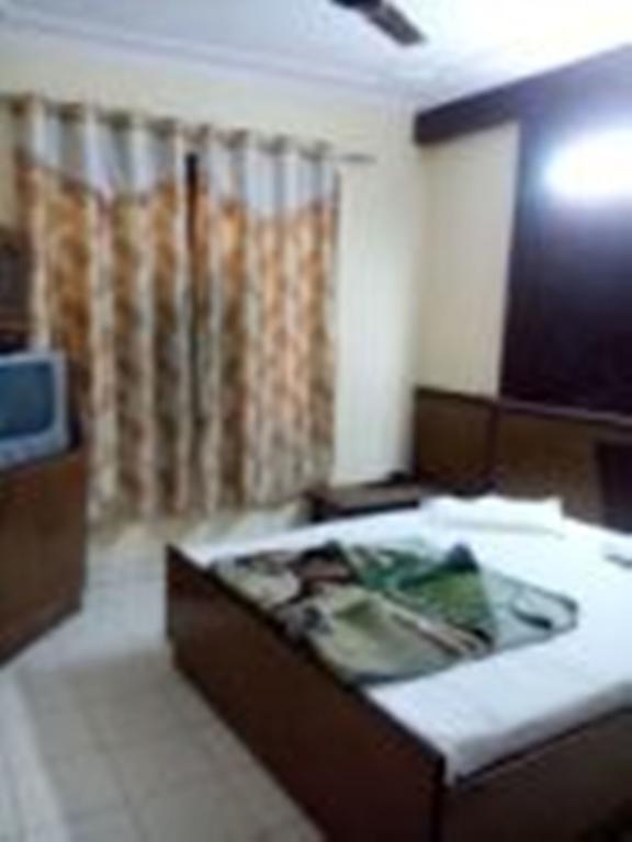 نيودلهي Hotel Hans International الغرفة الصورة